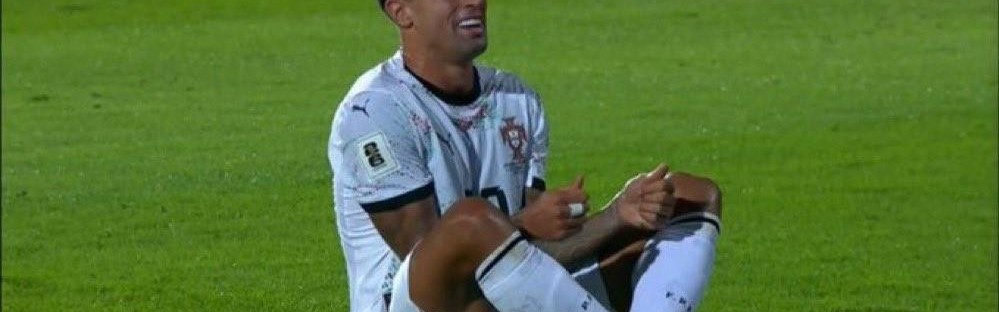 yl23455永利中国有限公司-致敬若塔，坎塞洛世预赛进球后做出按手柄庆祝动作