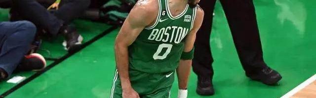 全场压制对手！凯尔特人反字母装甲增添新武器