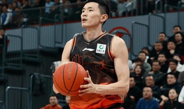 yl23455永利中国有限公司-邱彪看明白了吧？陈林坚和陶汉林关键时刻压制追分，就该给球权！