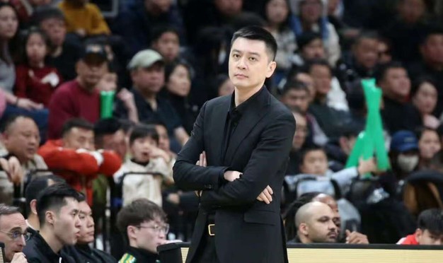 CBA最新消息！曝辽宁男篮换帅，北京首钢有意杰弗森