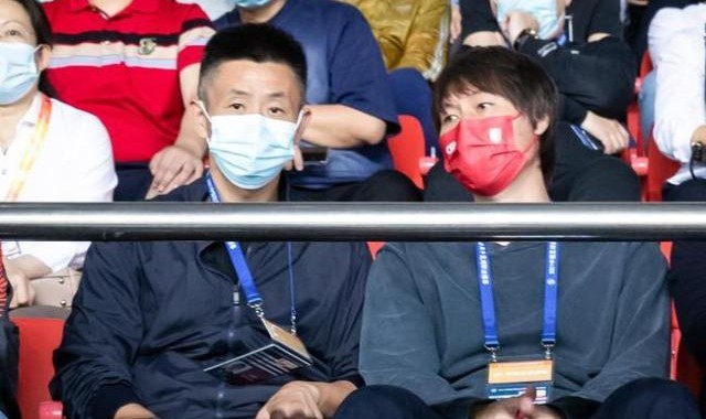 yl23455永利最新网址-国足教练组兵分两路考察中超 40强赛名单增至60人