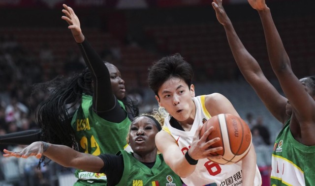 yl23455永利中国有限公司-主场亮剑夺开门红！中国女篮81比68力克马里女篮，拿下世界杯资格赛首胜