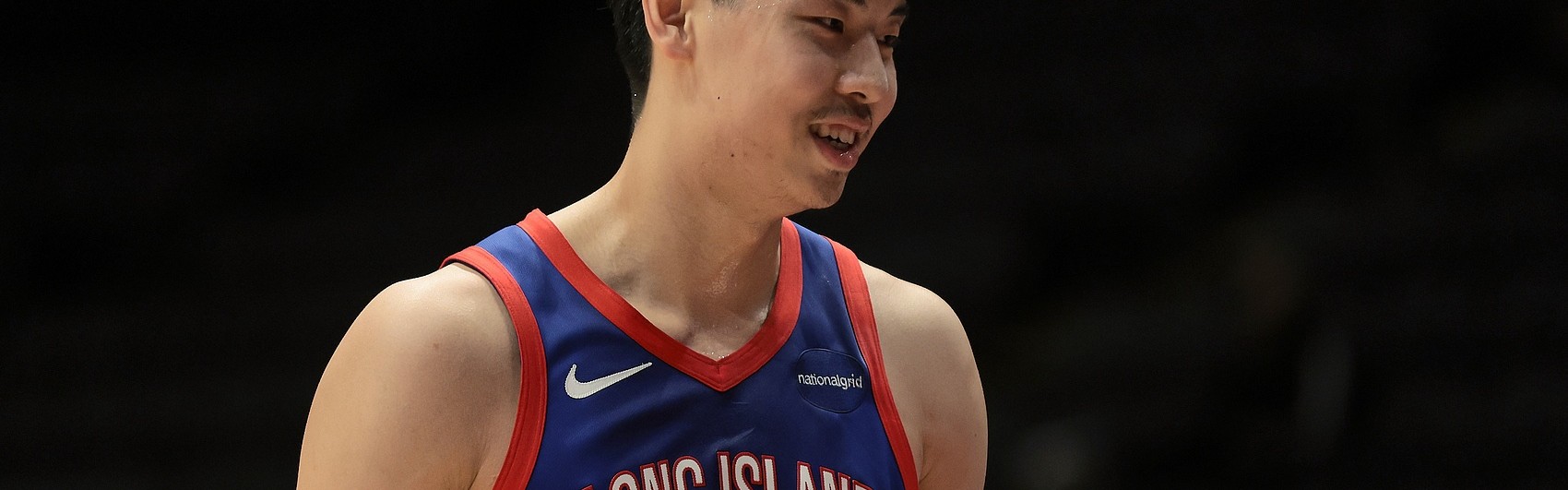 yl23455永利官网-崔永熙：职业运动员都很能睡觉 想问詹姆斯如何瞬间冷静下来入睡