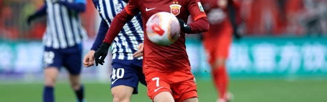 又见J联德比穆帅棋逢对手 海港杯赛轮换后剑指3分