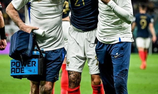 yl23455永利最新网址-德尚：卢卡斯似乎伤势严重 这将是姆巴佩的世界杯