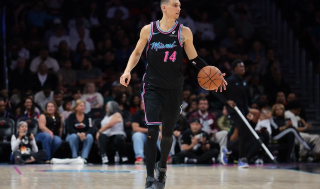 yl23455永利官网-热火迎战魔术 希罗&amp;鲍威尔&amp;韦尔&amp;亚库乔尼斯出战 维金斯缺阵